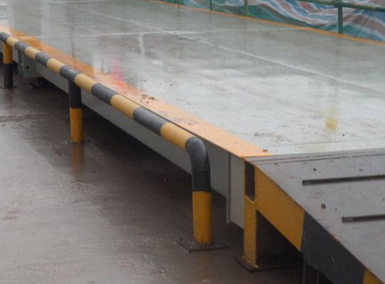 80噸電子WWW..羞羞漫画.COM人工管理VS係統管理，有何差異?